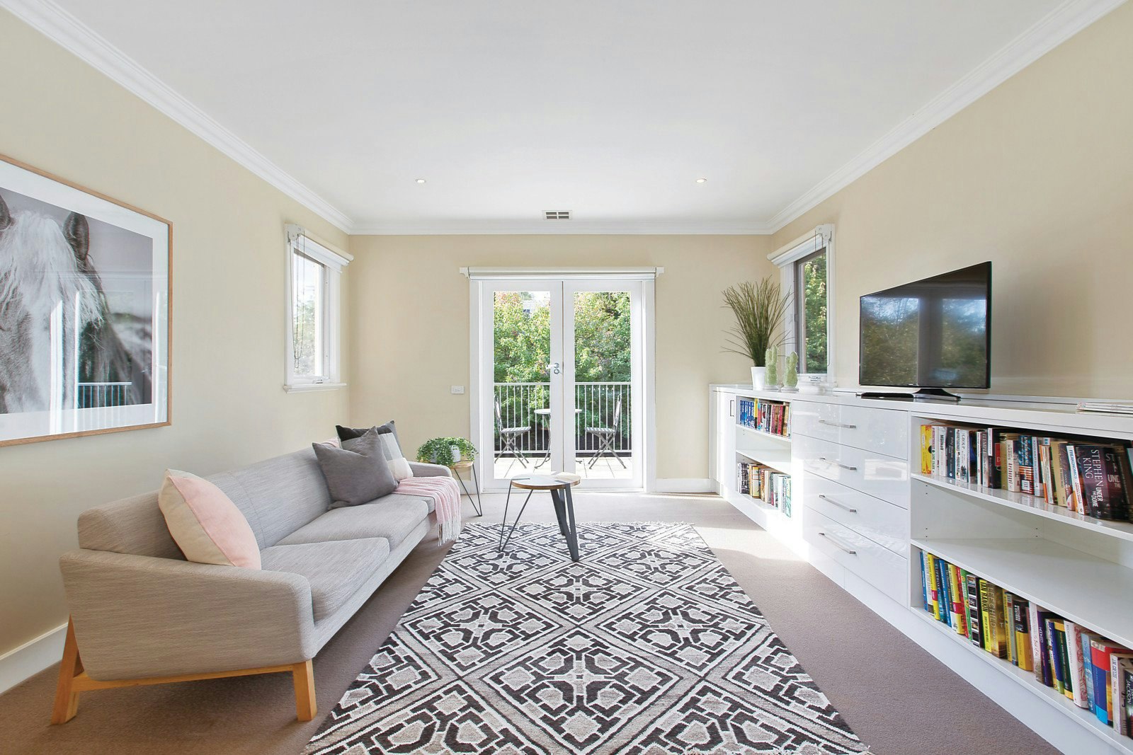 18 Miller Grove, Kew, VIC