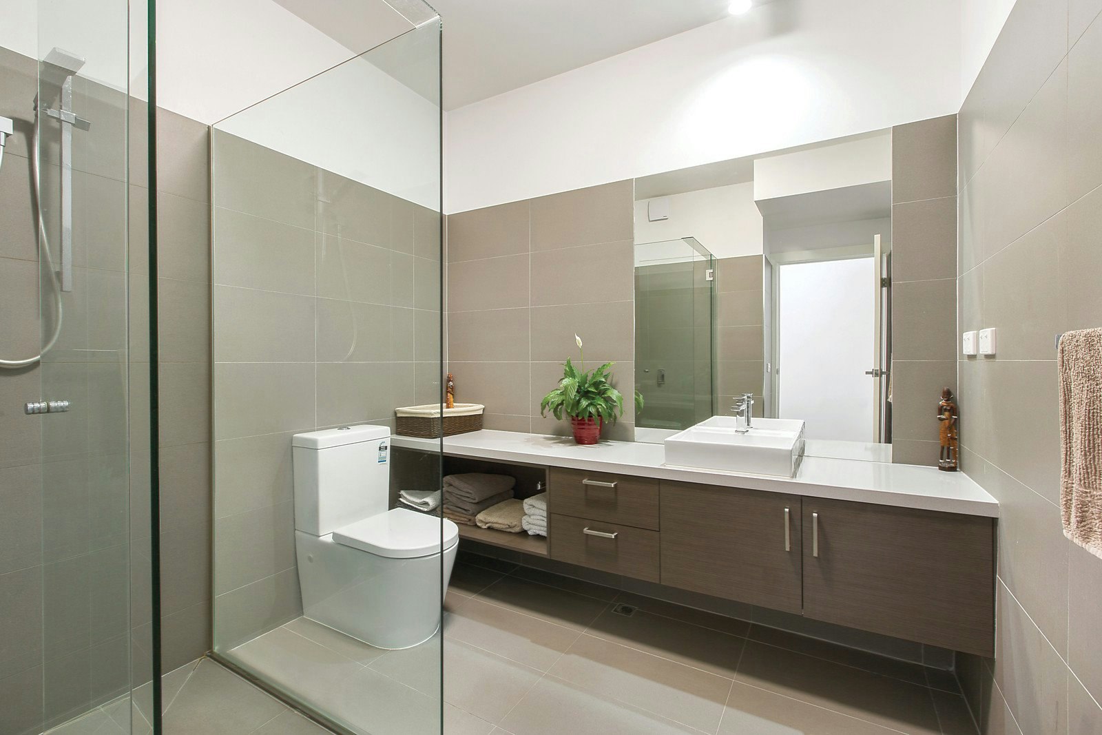 202/120 Hotham Street, St Kilda East, VIC