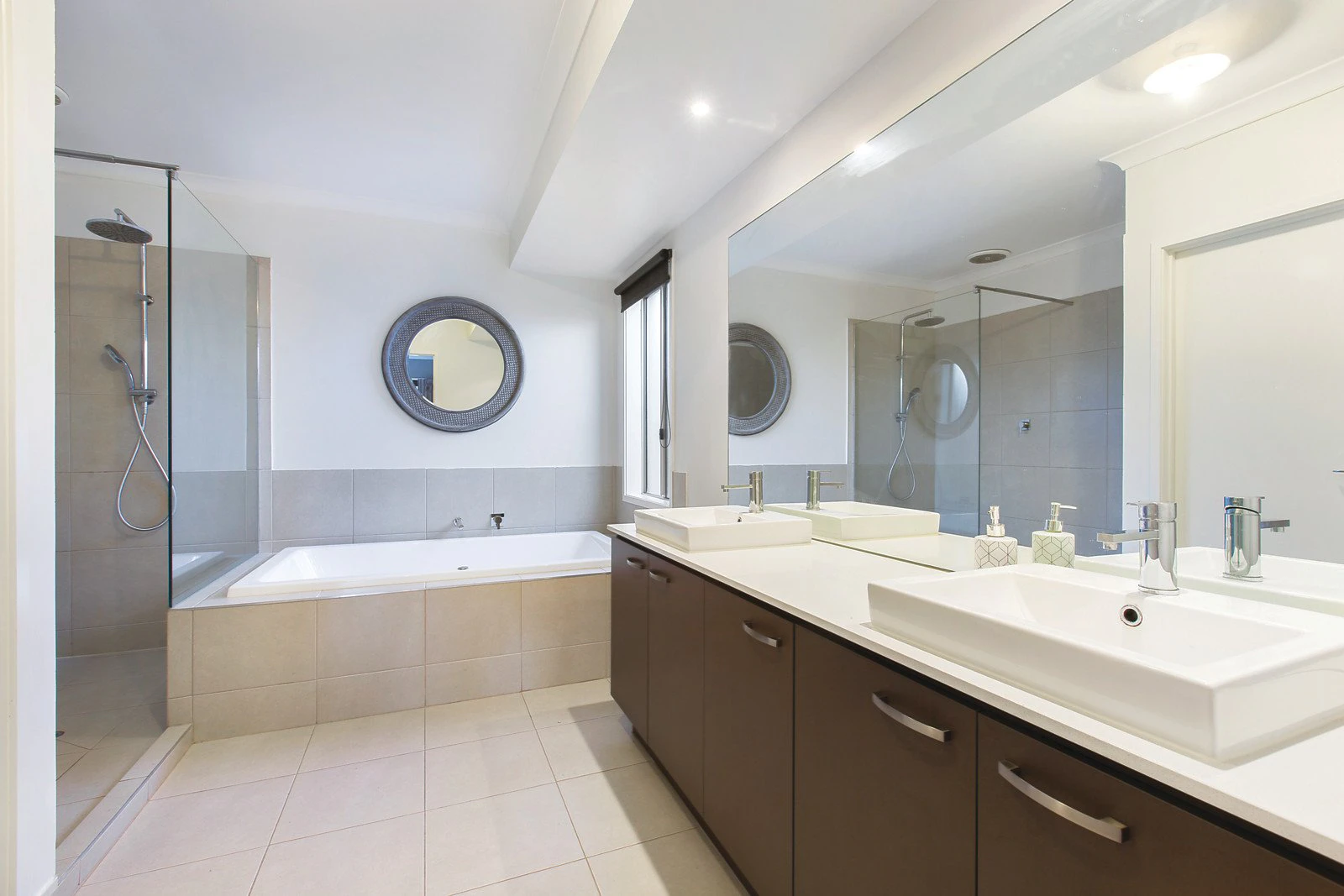 64 Beaumaris Parade, Highett, VIC