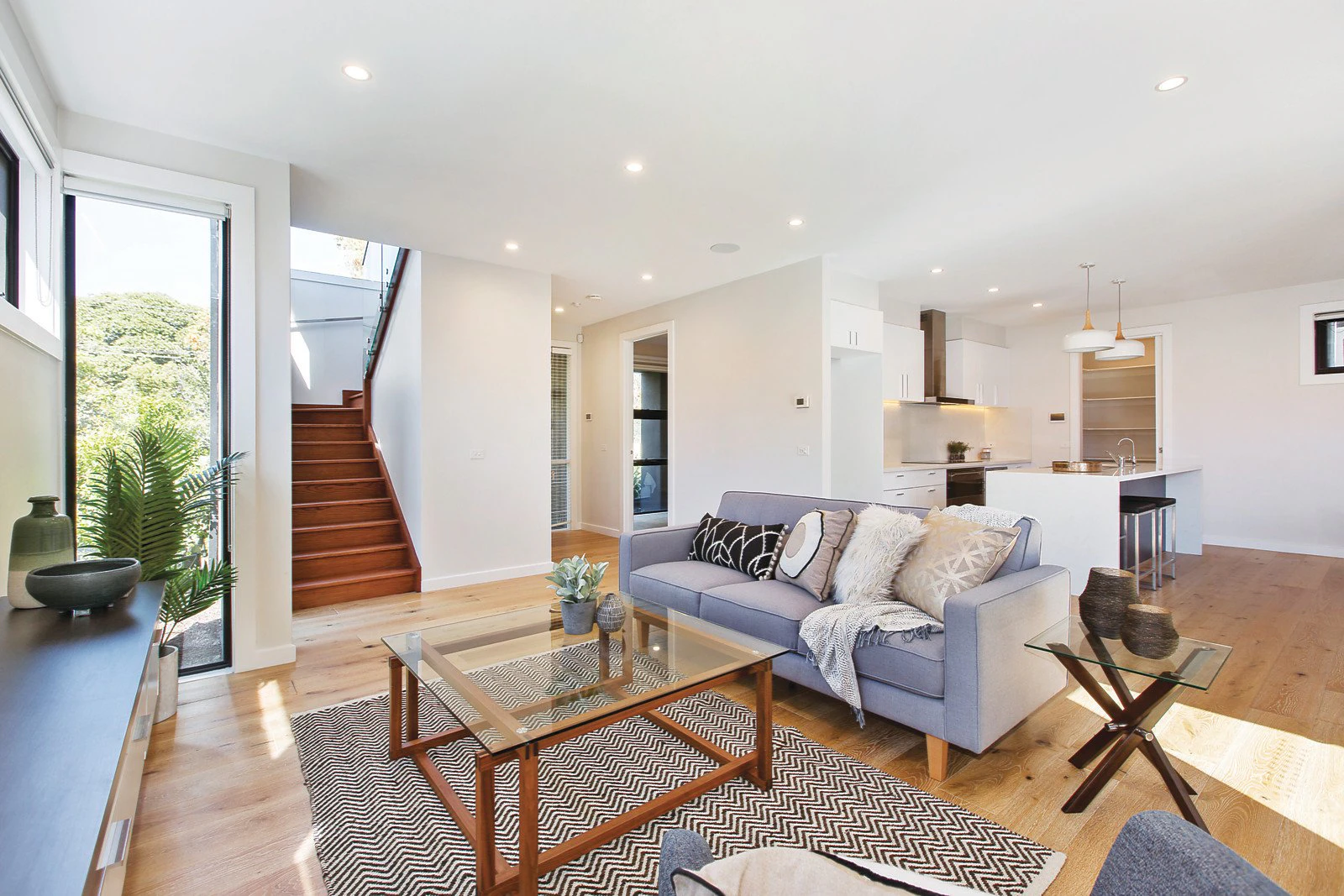 1/56 Athelstan Road, Camberwell, VIC