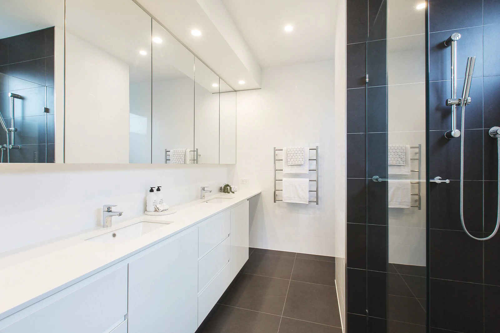 20 Meredith Street, Malvern, VIC