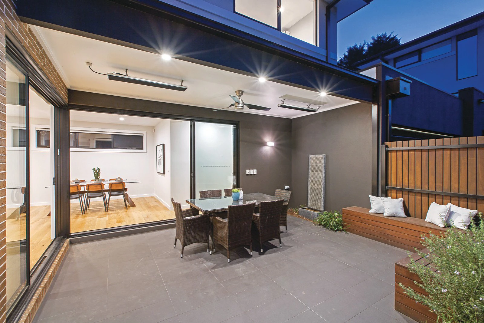 1/56 Athelstan Road, Camberwell, VIC