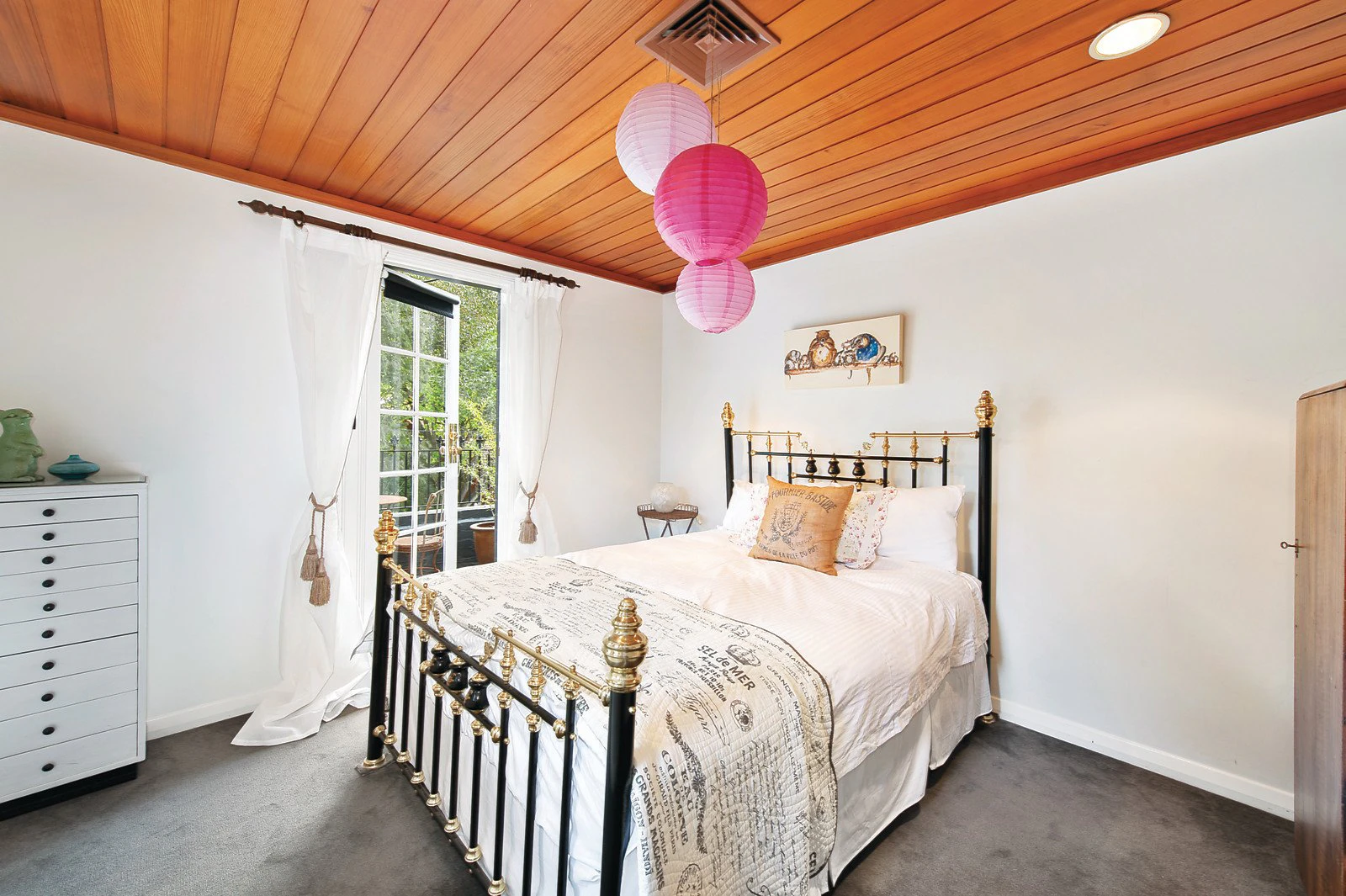 2 High Street, Mont Albert, VIC