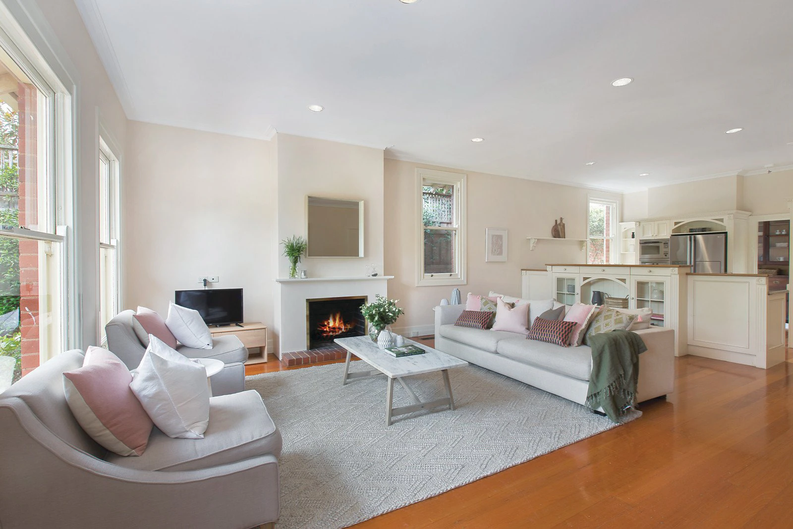 2 Embling Road, Malvern, VIC