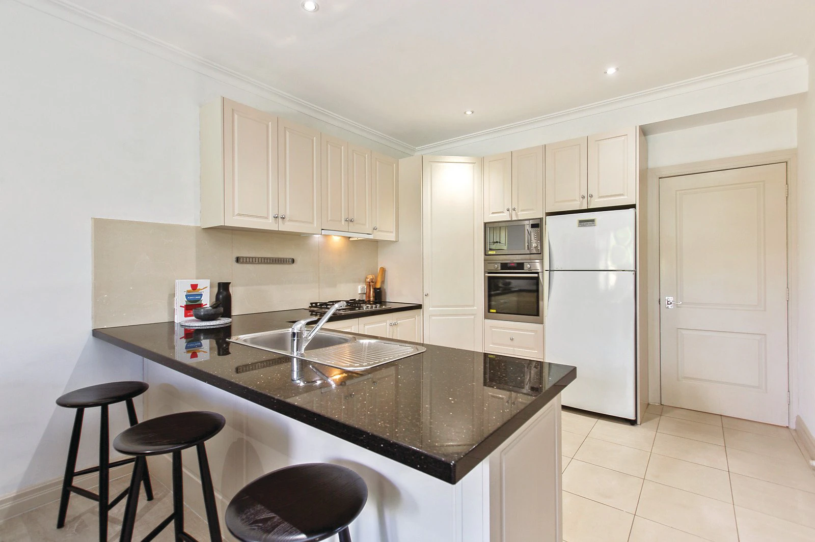 1/2 Finlayson Street, Malvern, VIC