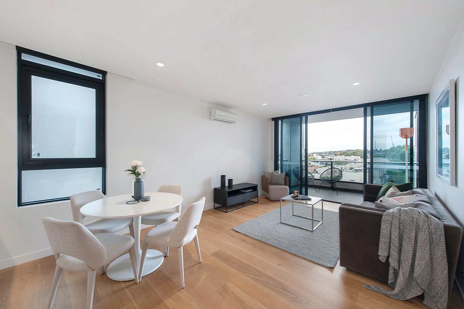 401/1 Kennedy Avenue, Richmond, VIC