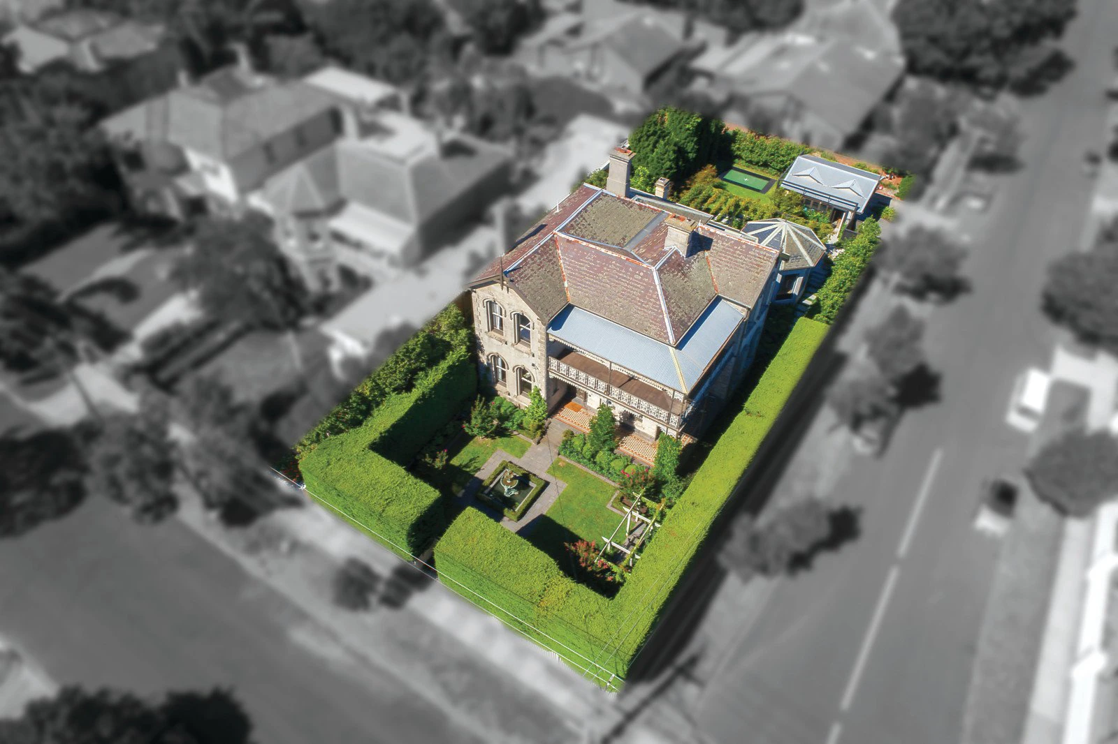 13 Gladstone Parade, Elsternwick, VIC