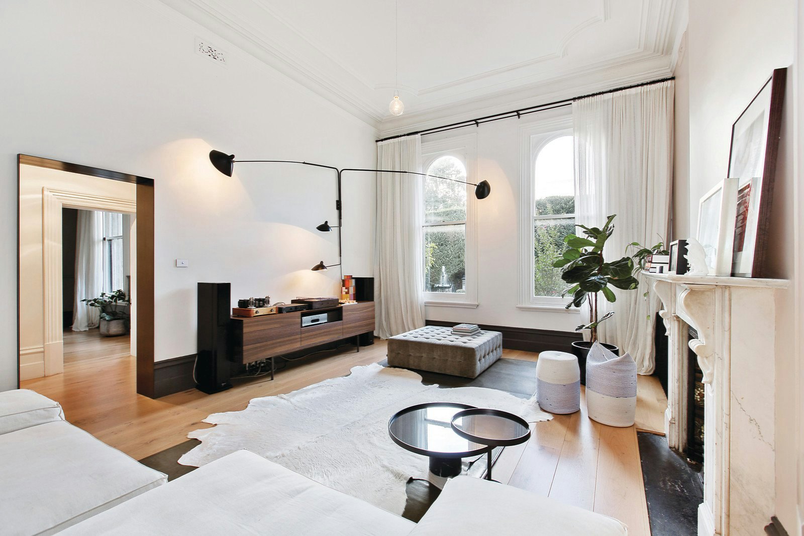 13 Gladstone Parade, Elsternwick, VIC