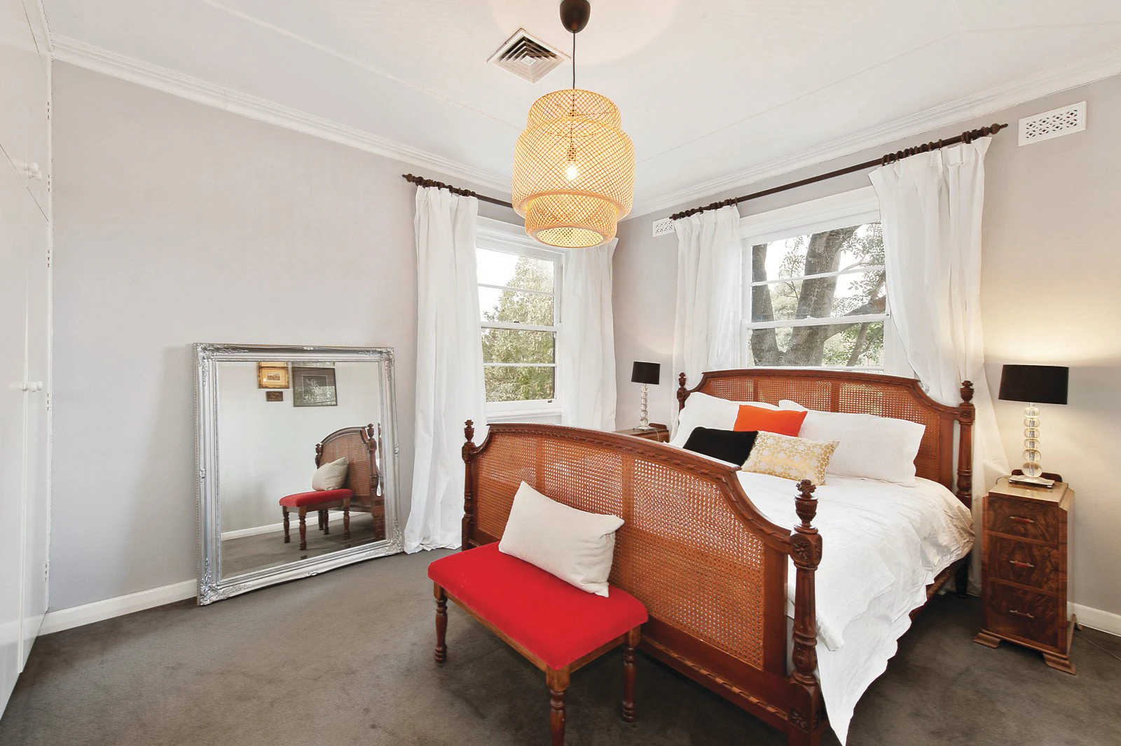 2 High Street, Mont Albert, VIC
