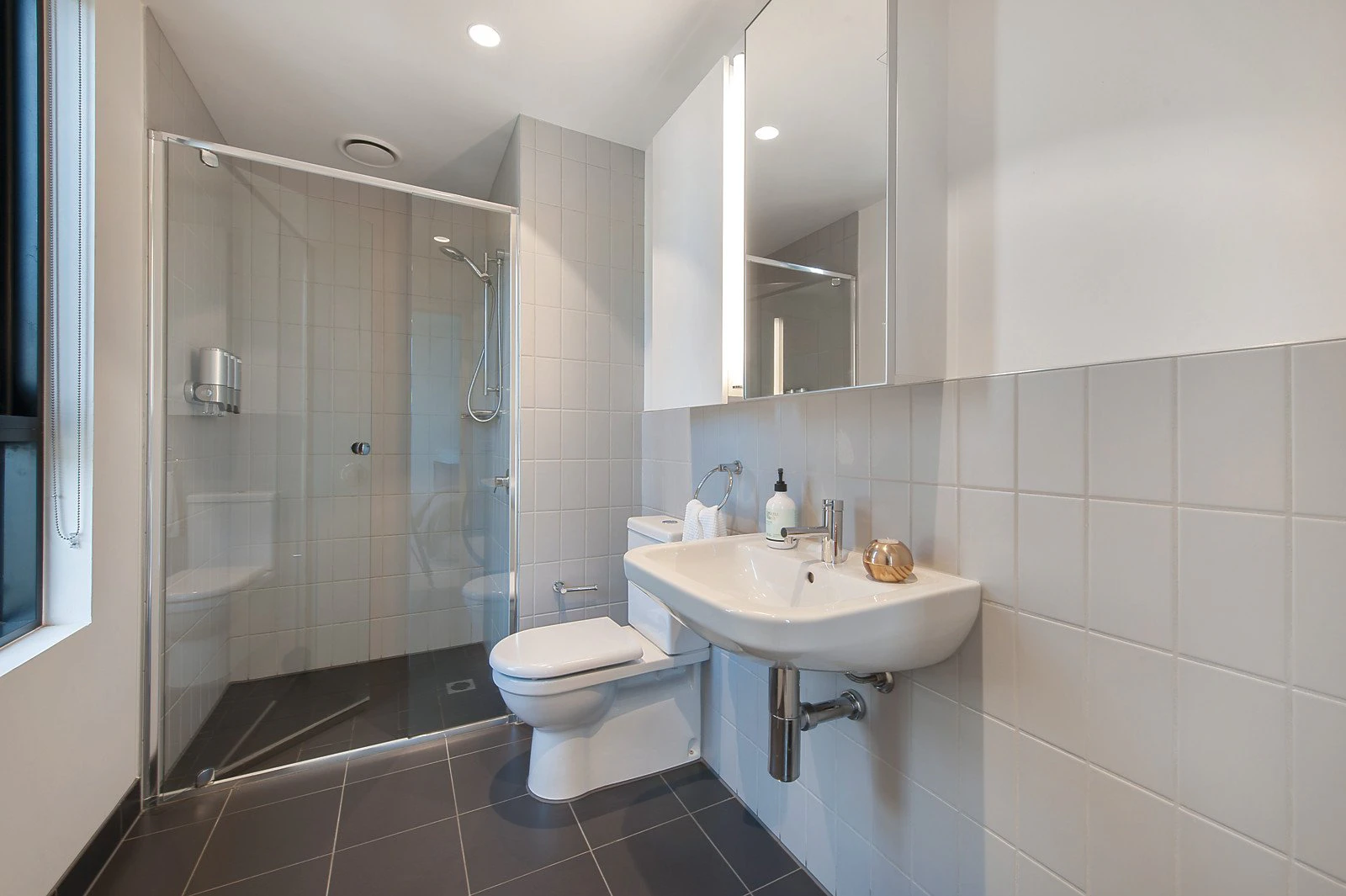 401/1 Kennedy Avenue, Richmond, VIC