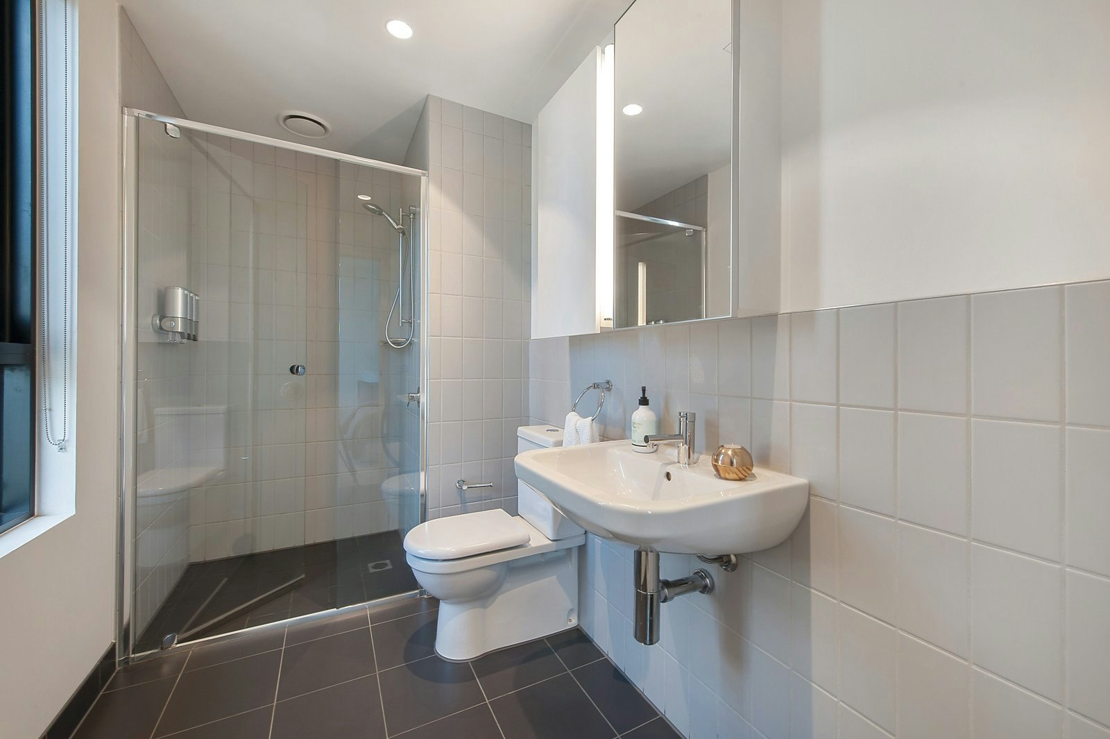 401/1 Kennedy Avenue, Richmond, VIC