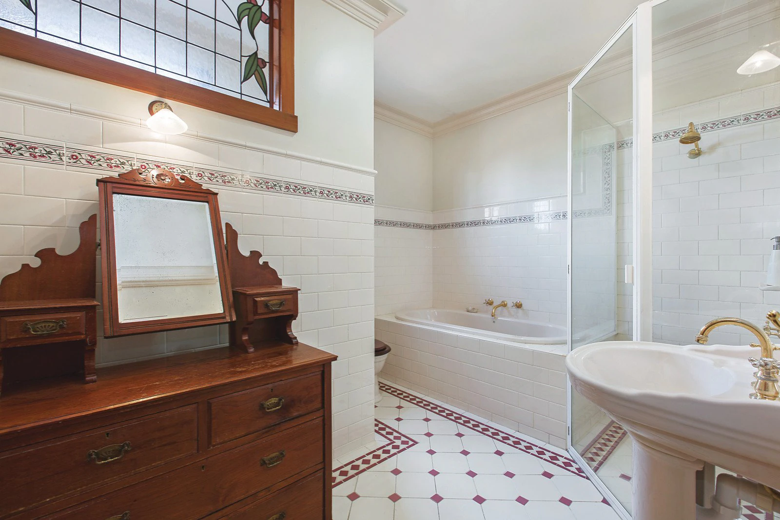 69 South Road, Brighton, VIC