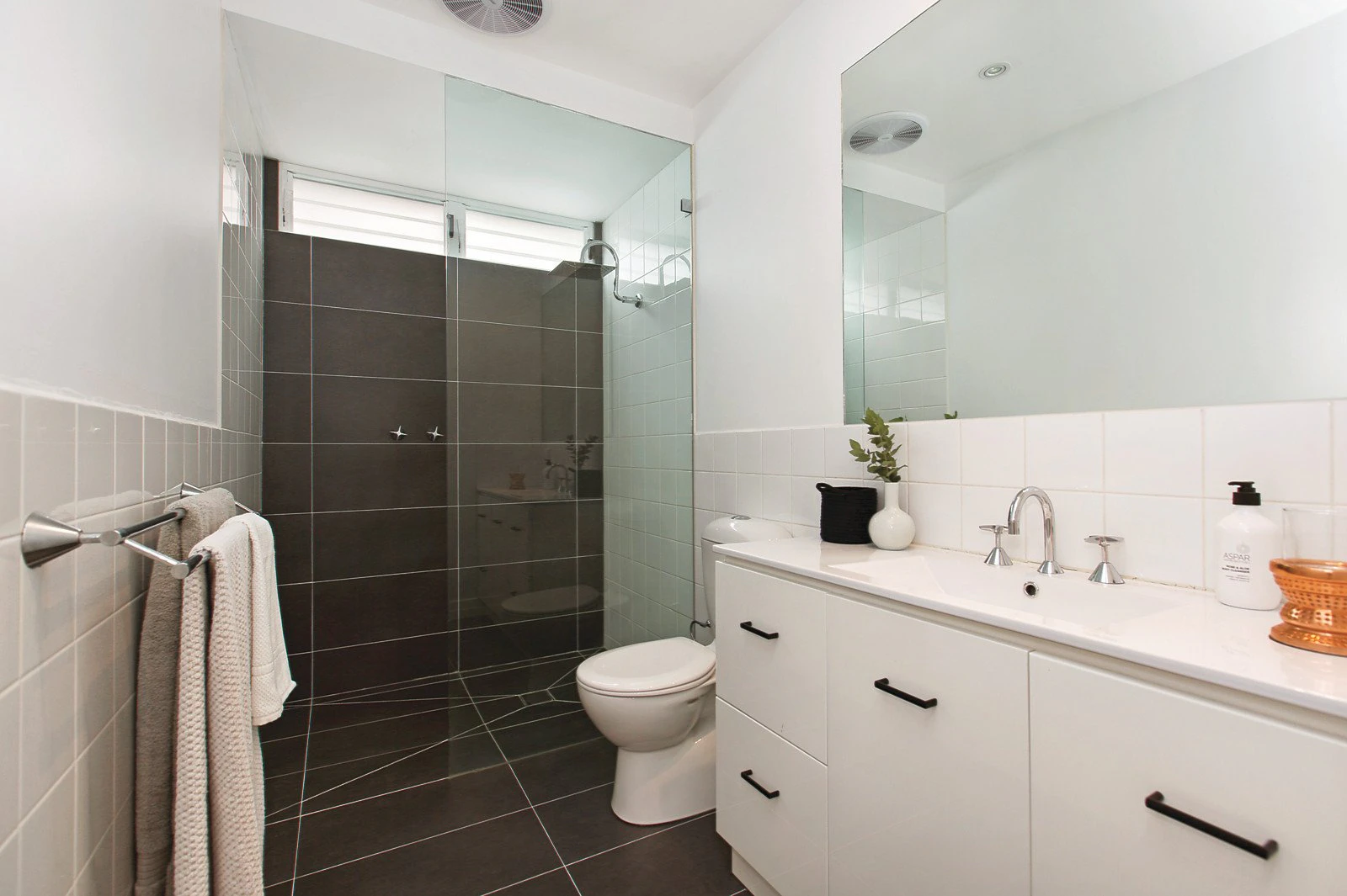 3 Repton Road, Malvern East, VIC