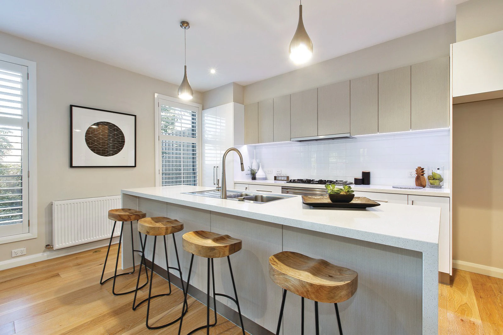 2/2 Garden Road, Camberwell, VIC