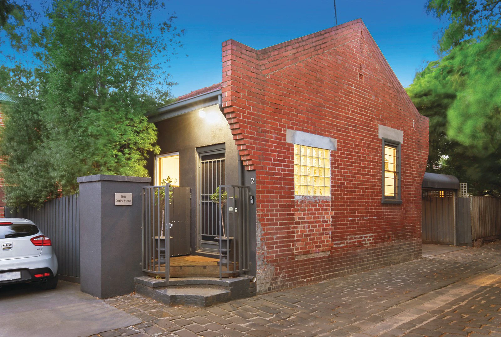2 Irelands Lane, Hawthorn East, VIC