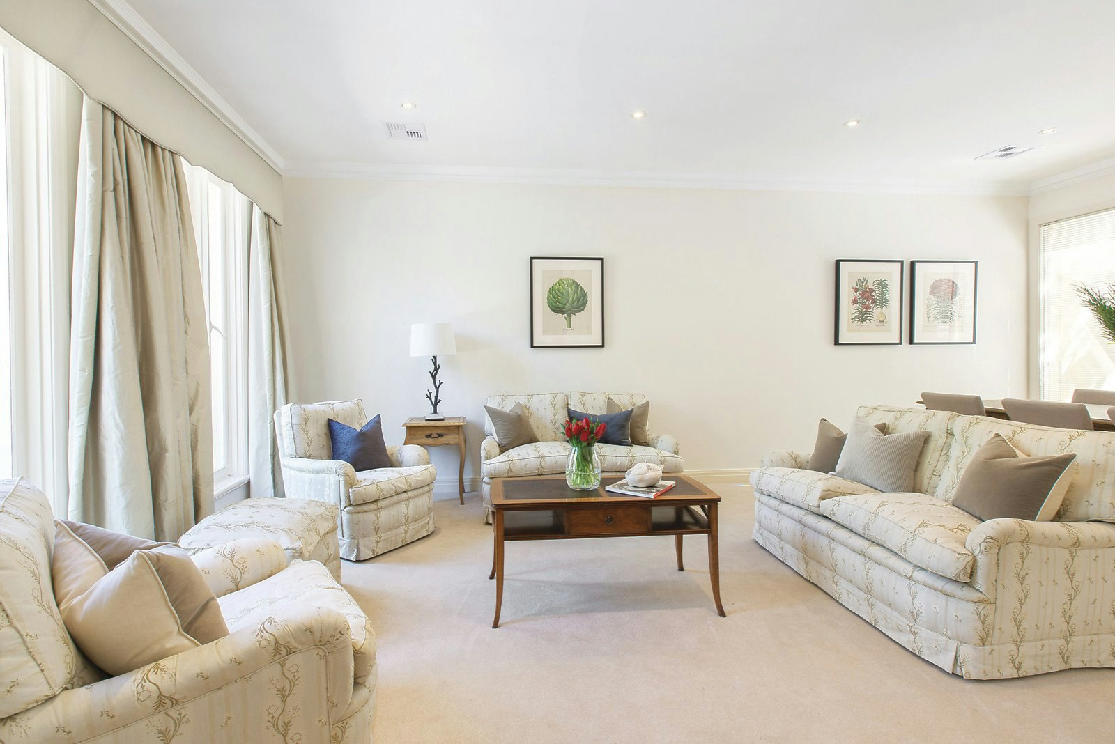 2/2 Monaro Road, Kooyong, VIC