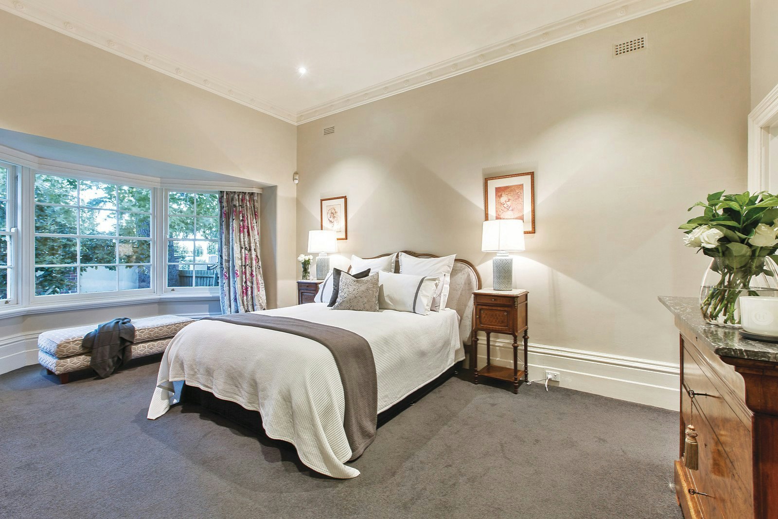 25 Balwyn Road, Canterbury, VIC