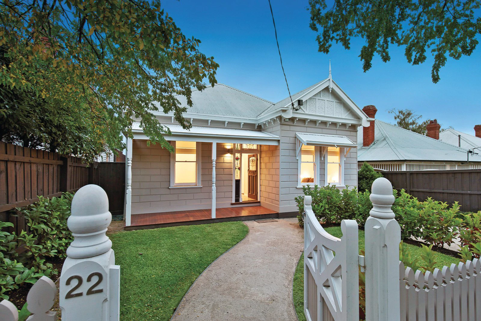 22 Byron Street, Kew, VIC