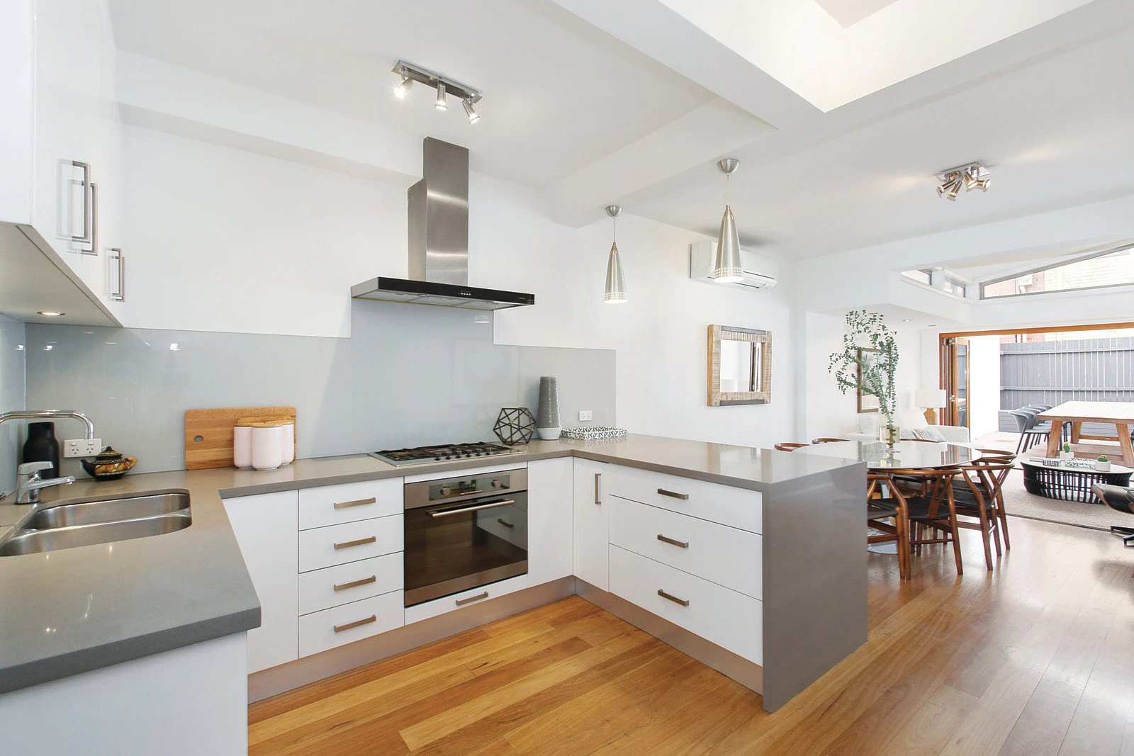 4 Clarendon Place, South Melbourne, VIC