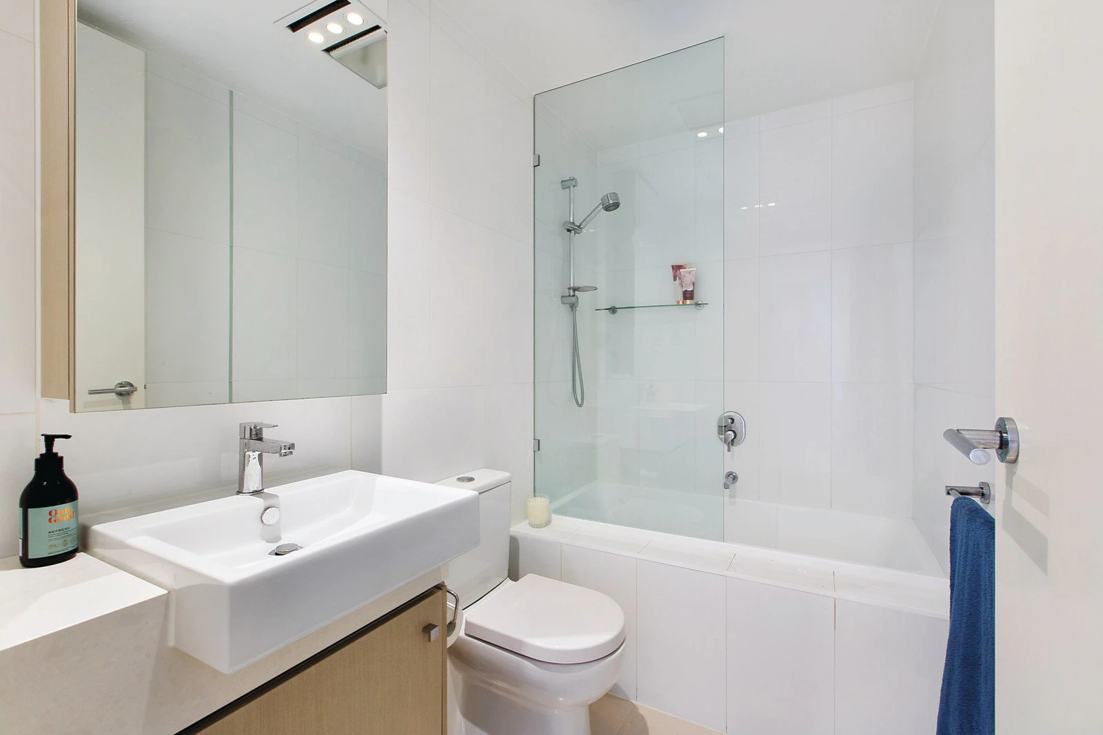 9/109 Asling Street, Brighton, VIC