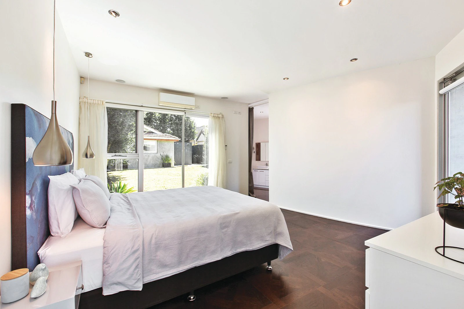 3 Bowen Street, Kew, VIC