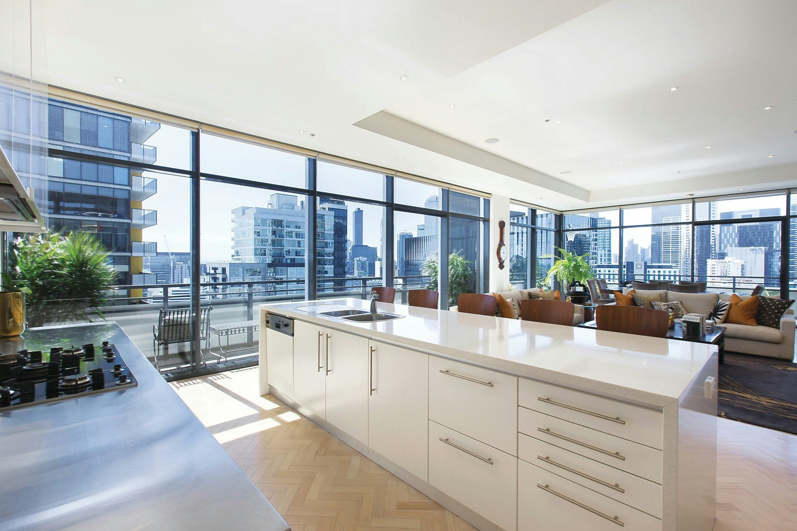 2703/80 Clarendon Street, Southbank, VIC