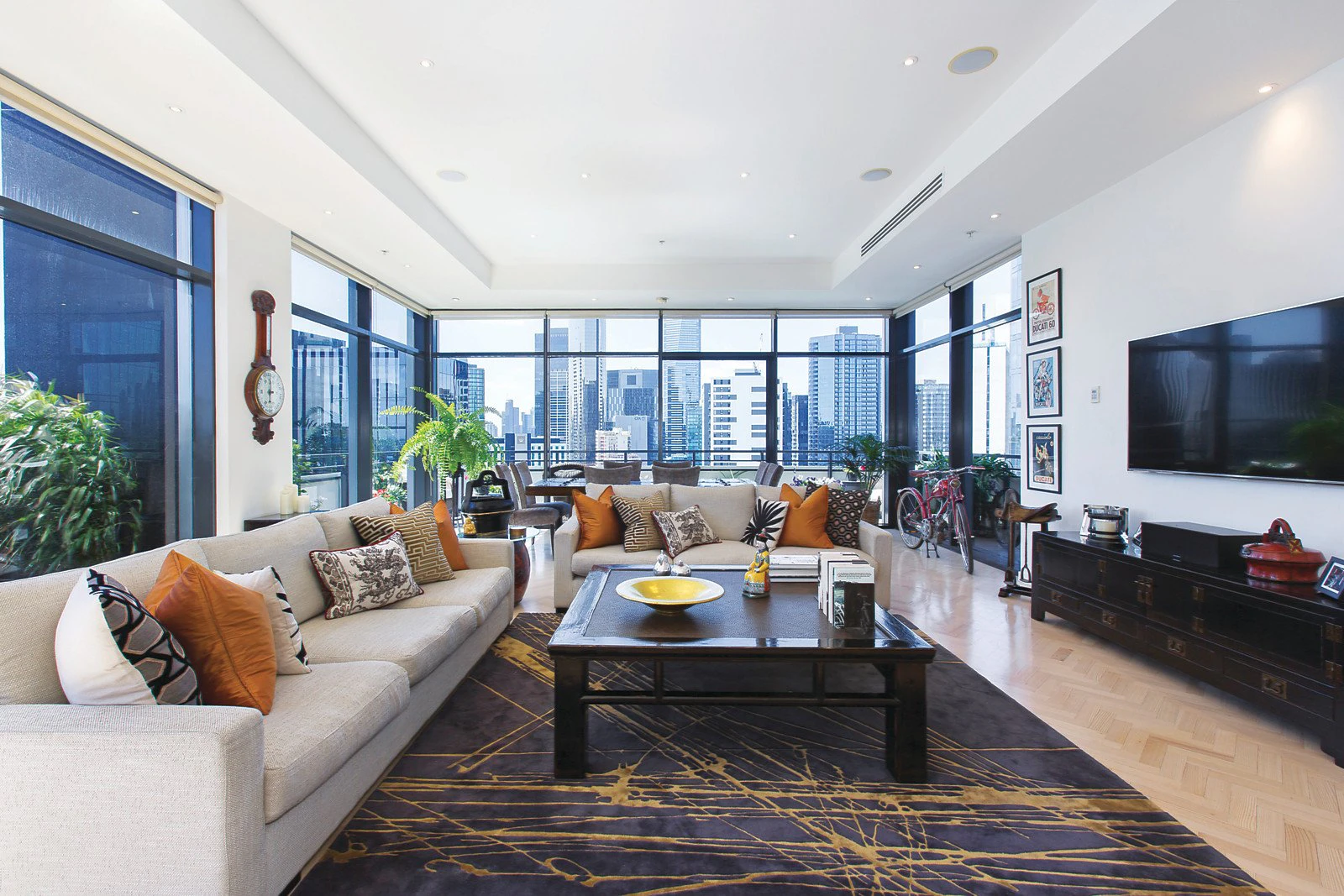 2703/80 Clarendon Street, Southbank, VIC