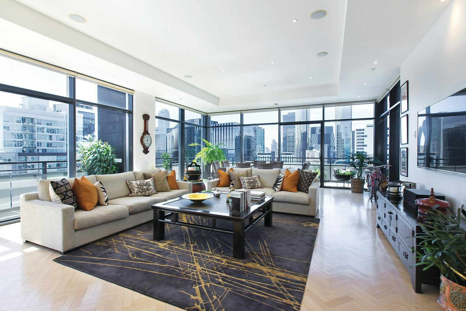 2703/80 Clarendon Street, Southbank, VIC