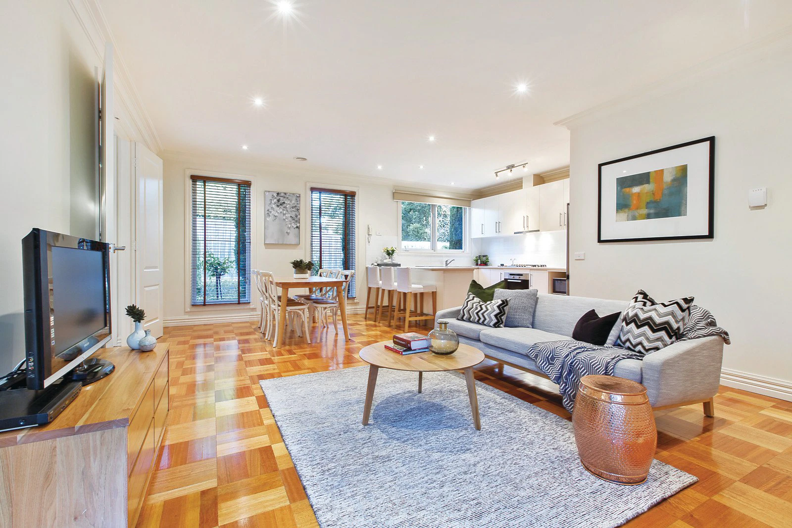 2/8 Tyne Street, Camberwell, VIC