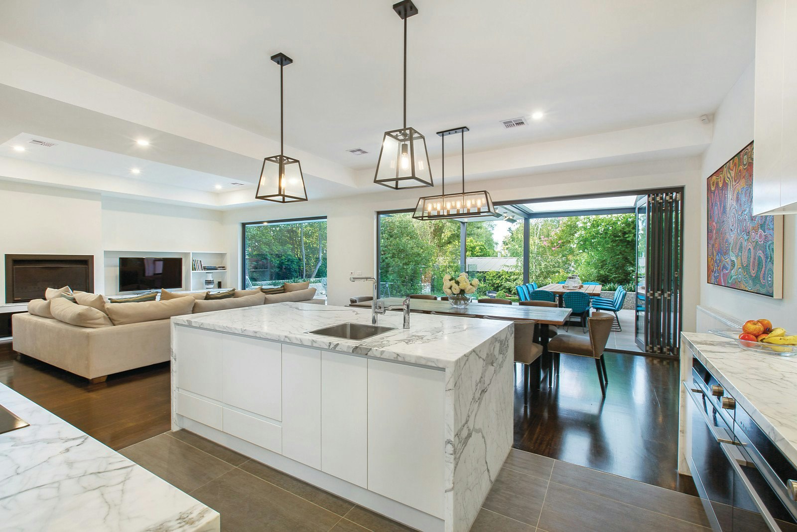 37a Kent Road, Surrey Hills, VIC