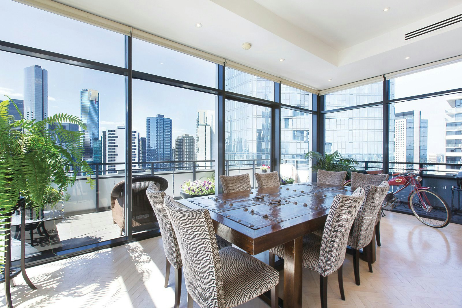 2703/80 Clarendon Street, Southbank, VIC