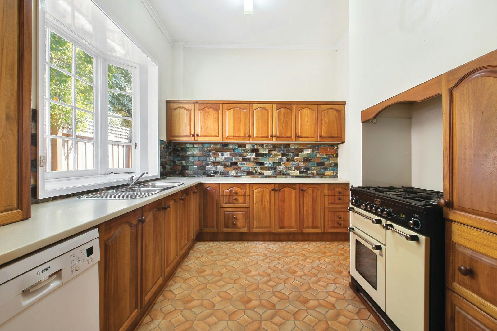 46 Robinson Road, Hawthorn, VIC