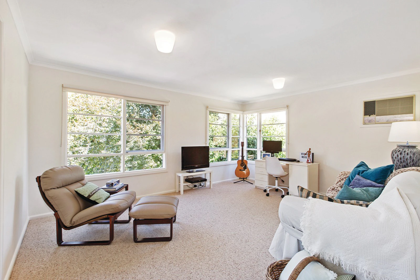 7 Aisbett Avenue, Camberwell, VIC