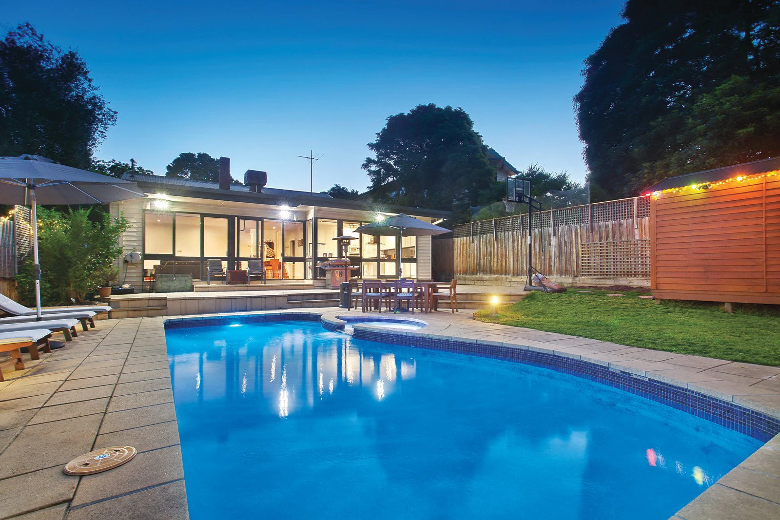 3 Minto Street, Kew East, VIC