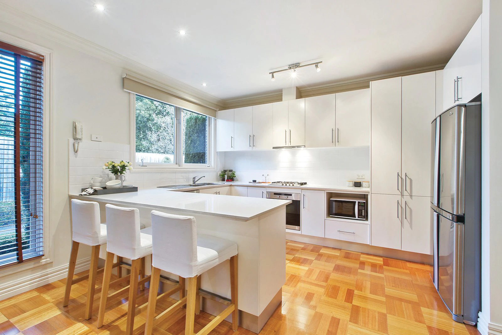 2/8 Tyne Street, Camberwell, VIC