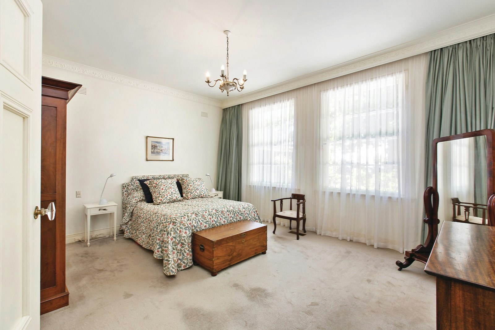 45 Monomeath Avenue, Canterbury, VIC