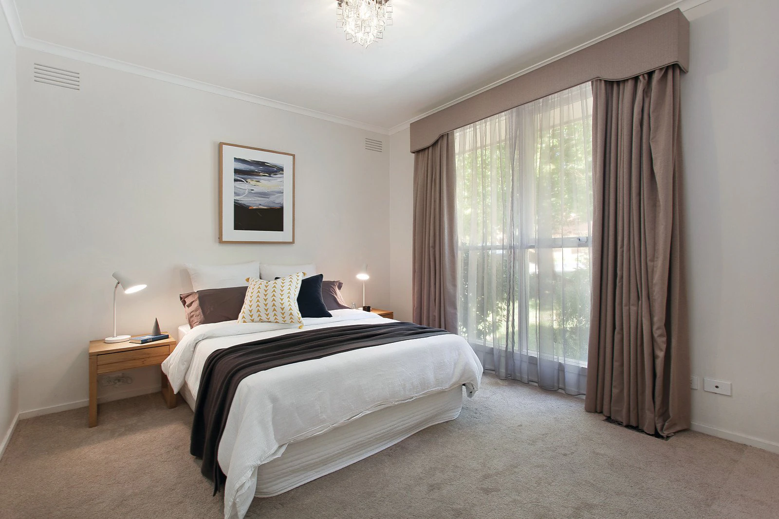 1/32 Broughton Road, Surrey Hills, VIC