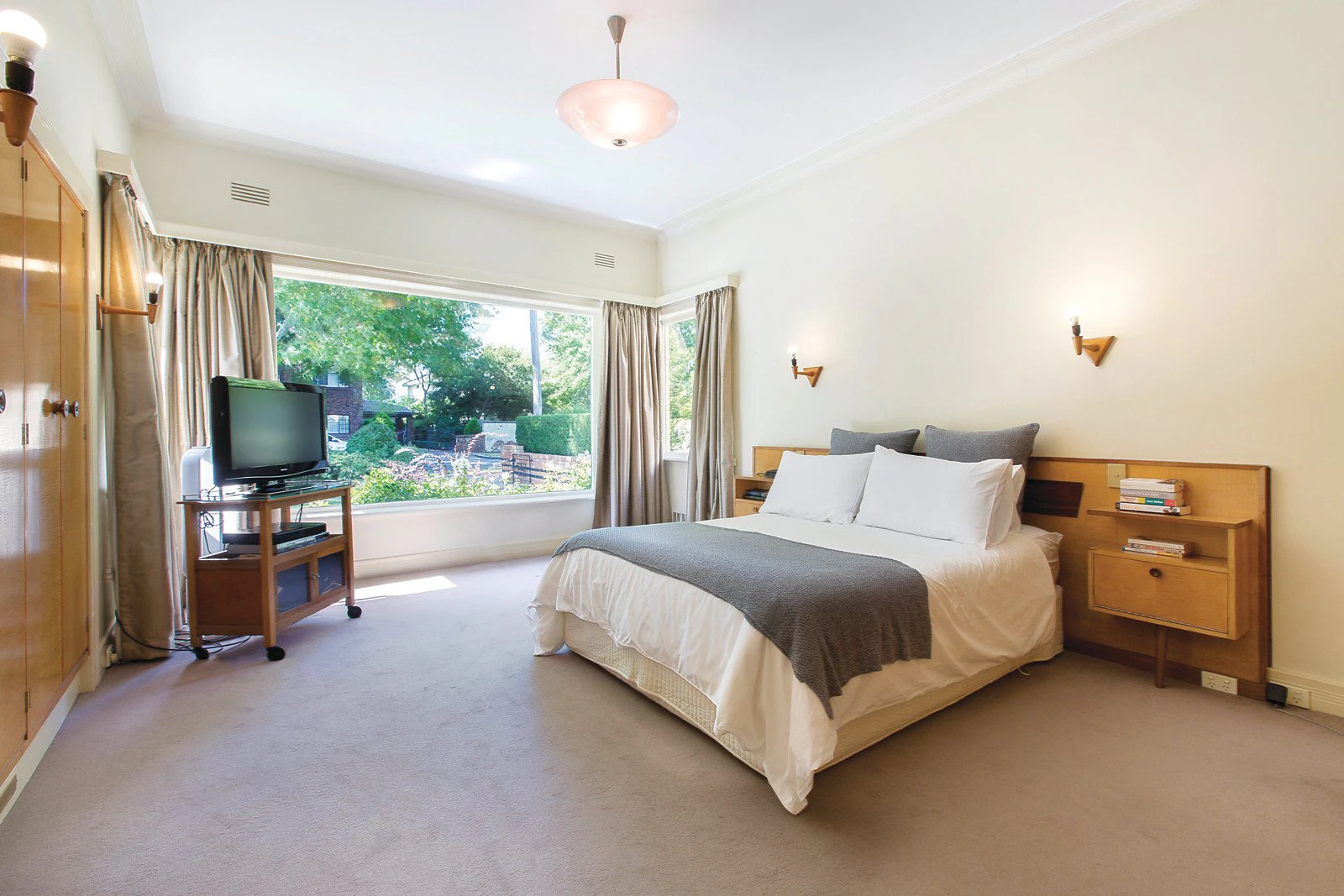21 Fellows Street, Kew, VIC