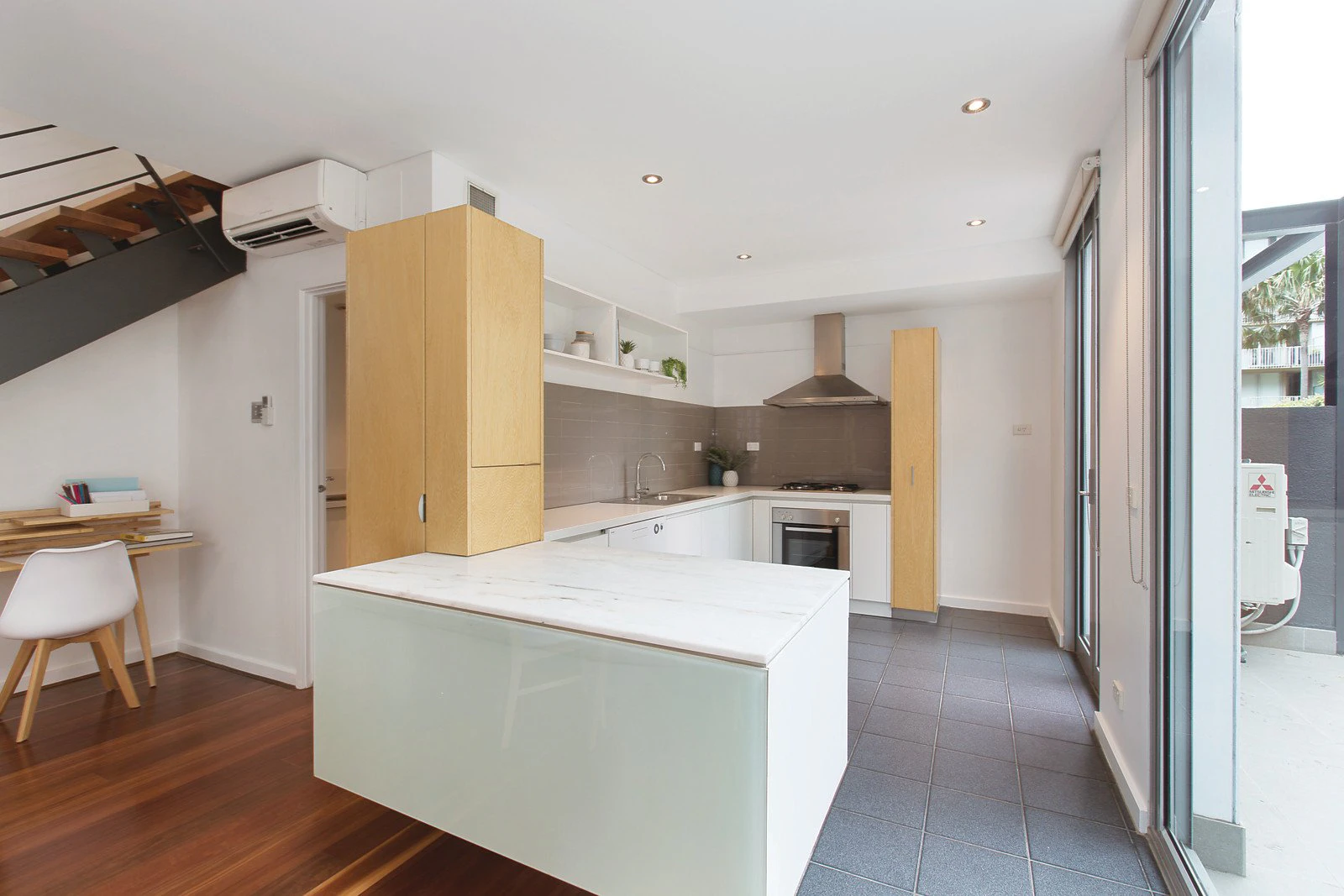 8/50 Johnston Street, Port Melbourne, VIC