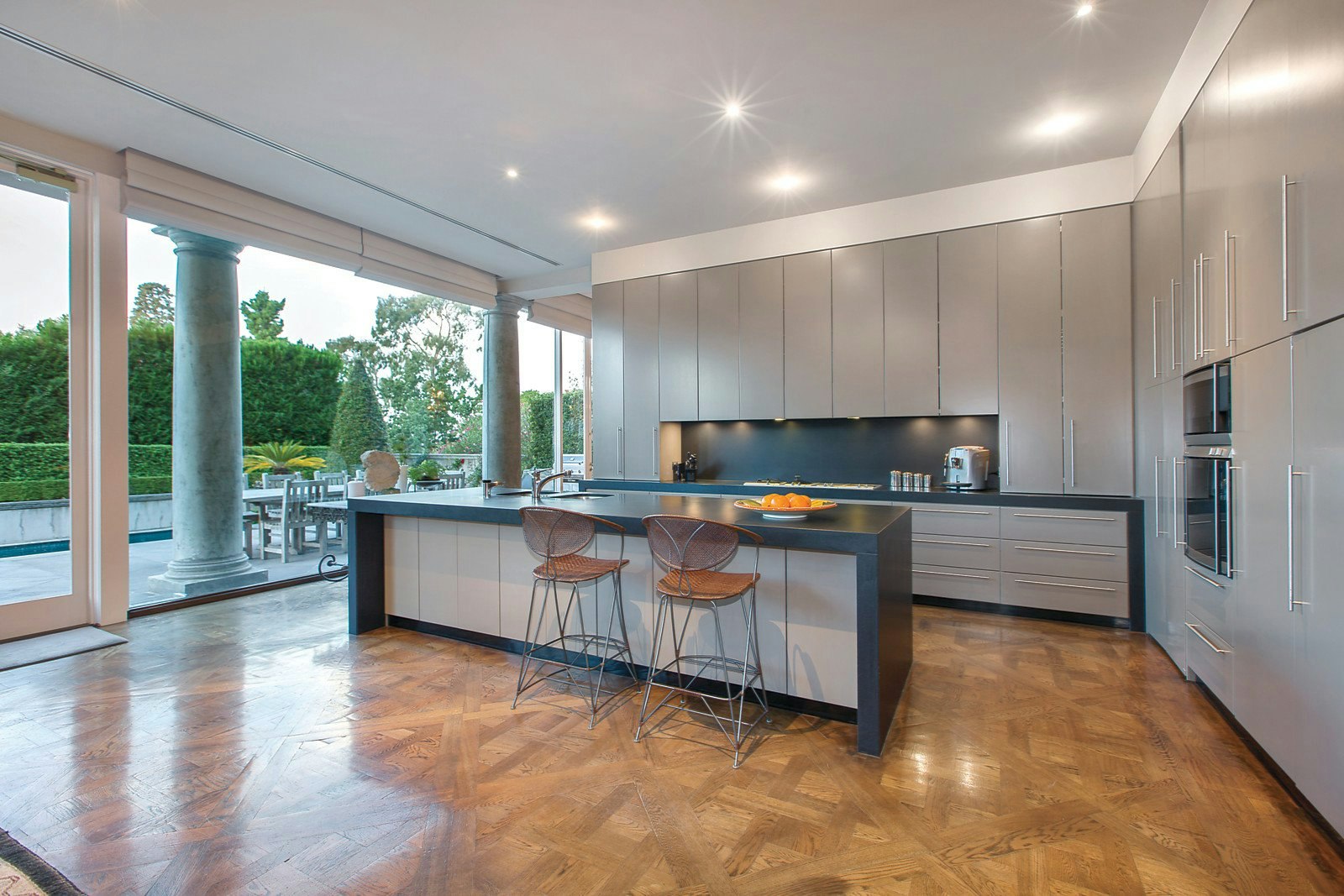 9 Barnard Road, Toorak, VIC