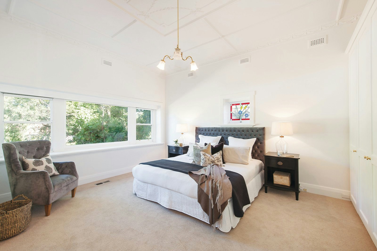 1 Ferncroft Avenue, Malvern East, VIC