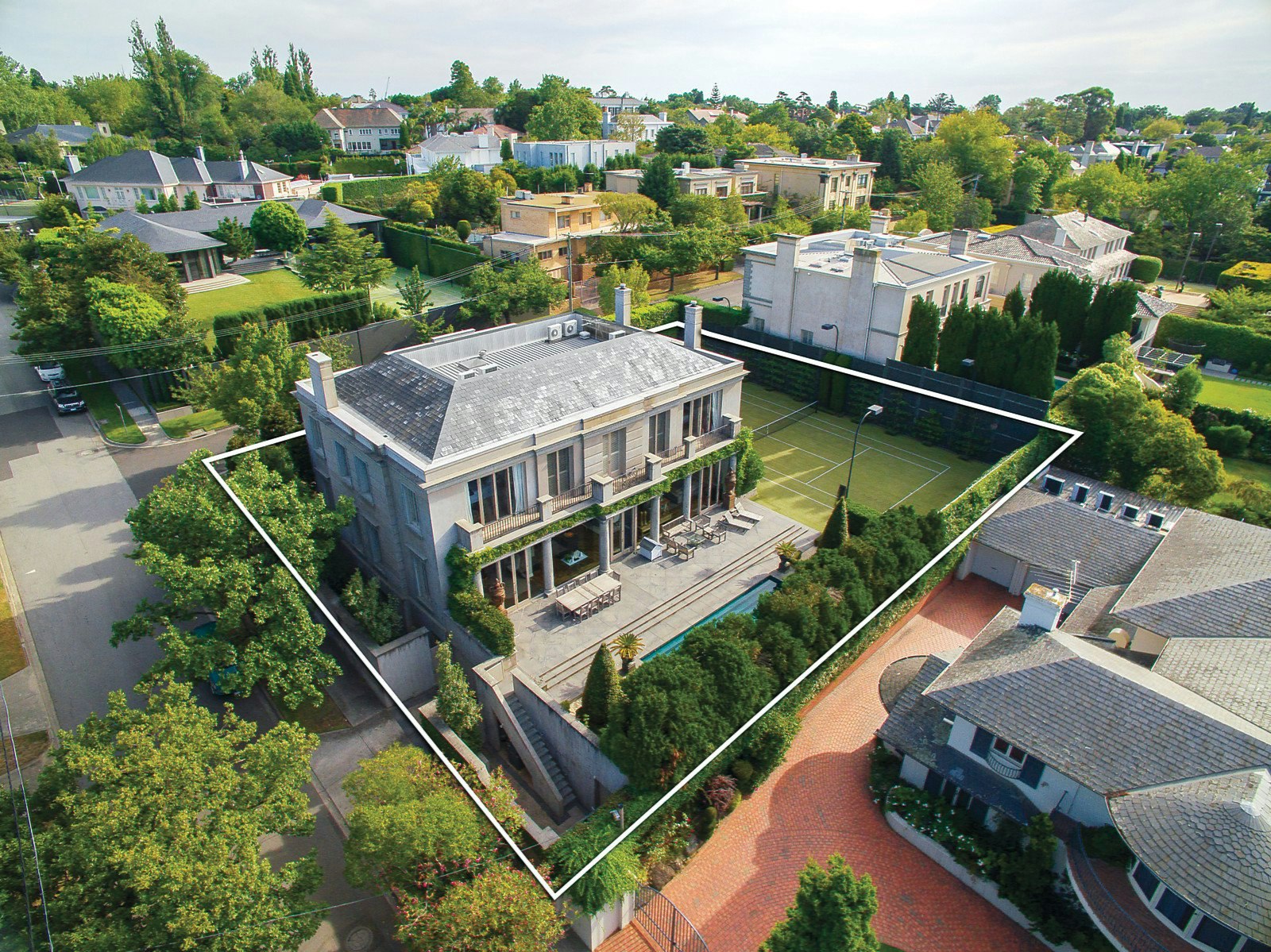 9 Barnard Road, Toorak, VIC