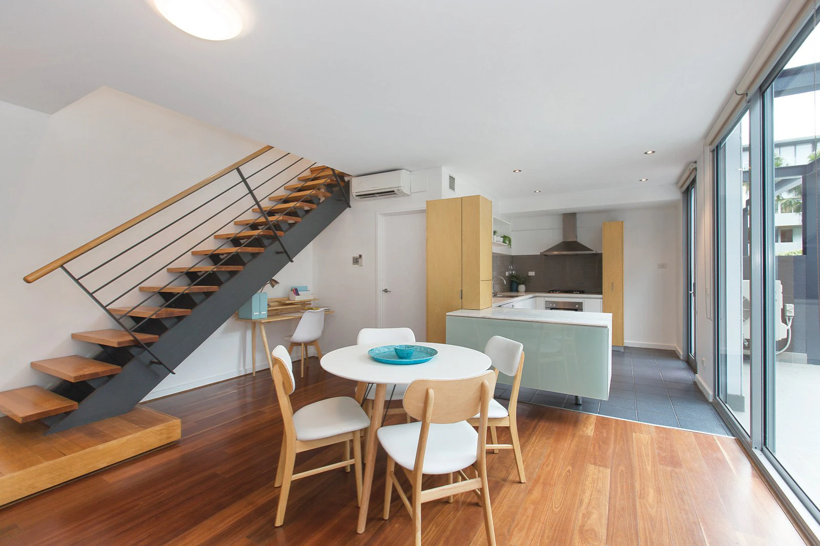 8/50 Johnston Street, Port Melbourne, VIC