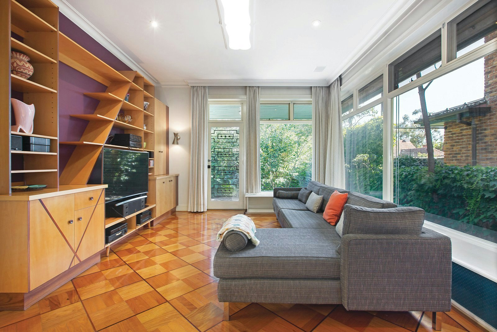 21 Fellows Street, Kew, VIC