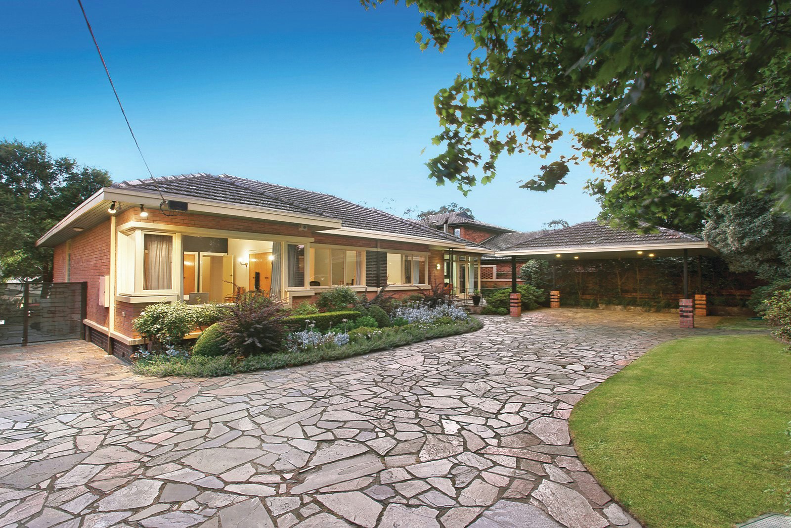 21 Fellows Street, Kew, VIC