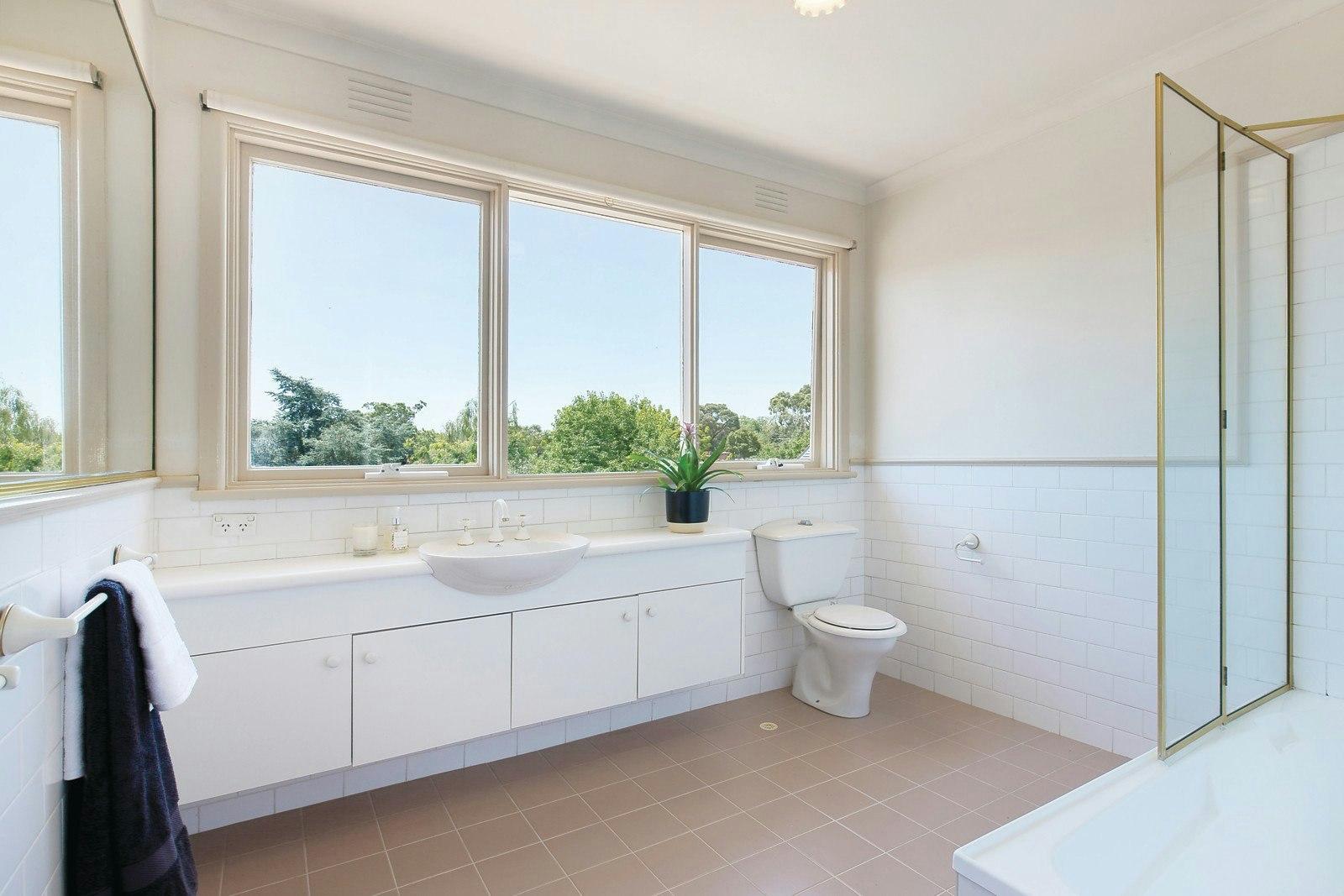 9 Royal Crescent, Camberwell, VIC