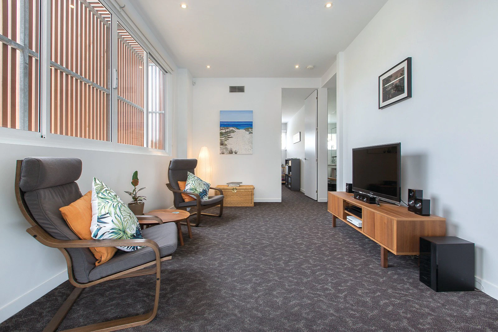 1a Raynes Park Road, Hampton, VIC