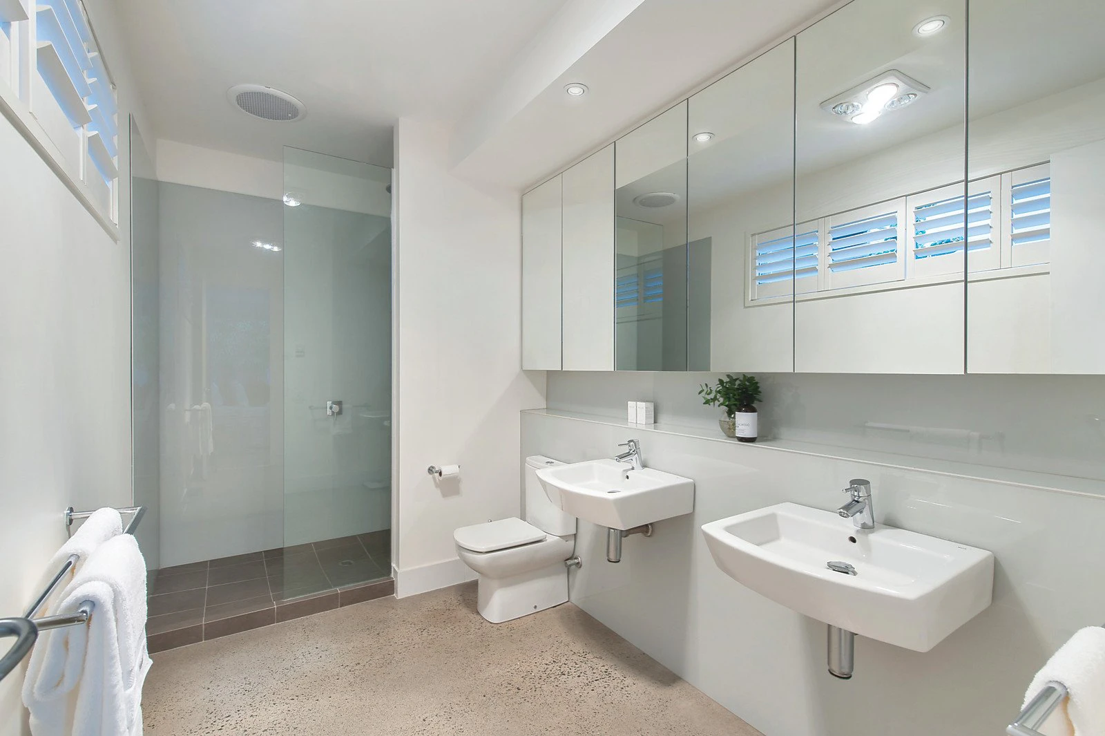 54 Canberra Grove, Brighton East, VIC