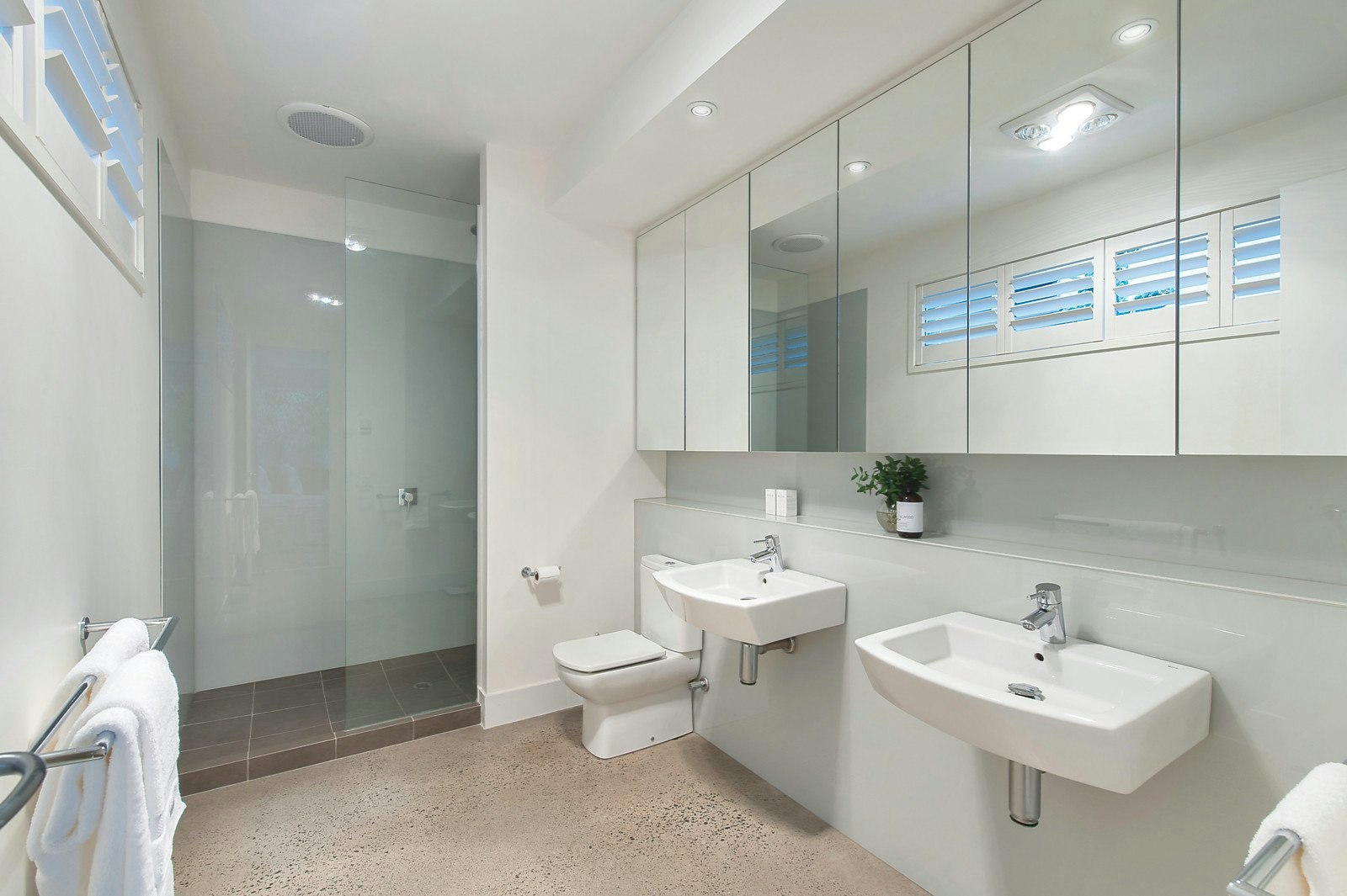 54 Canberra Grove, Brighton East, VIC