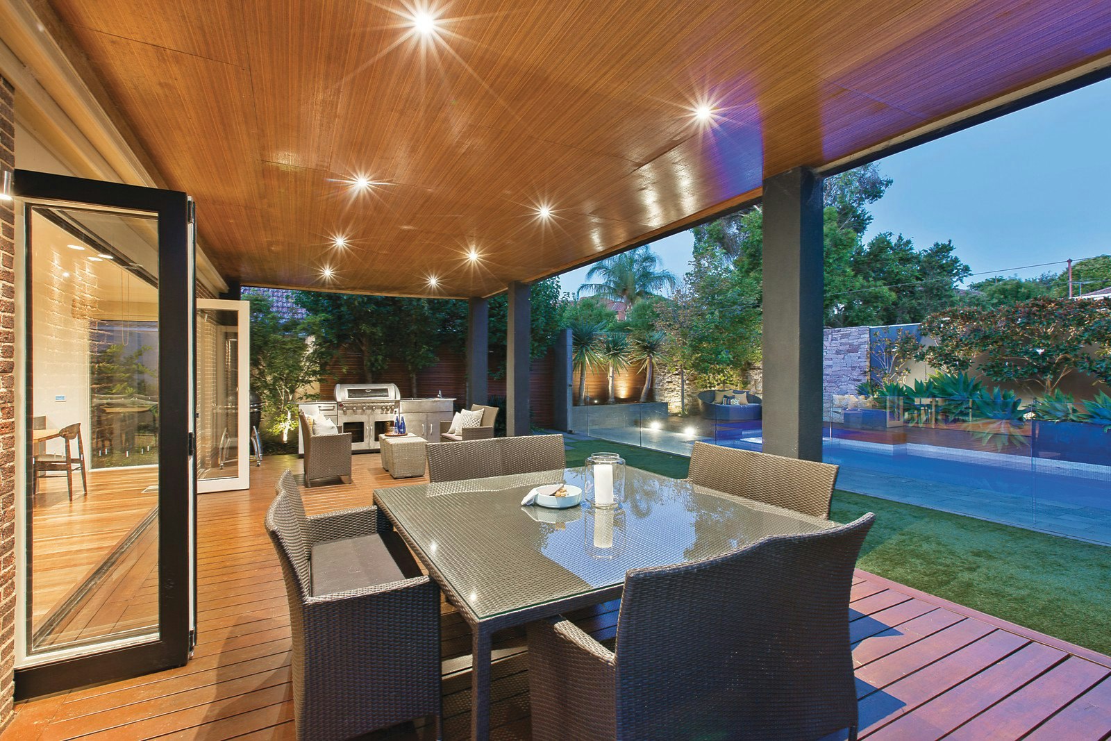 8 Ramsay Avenue, Kew East, VIC